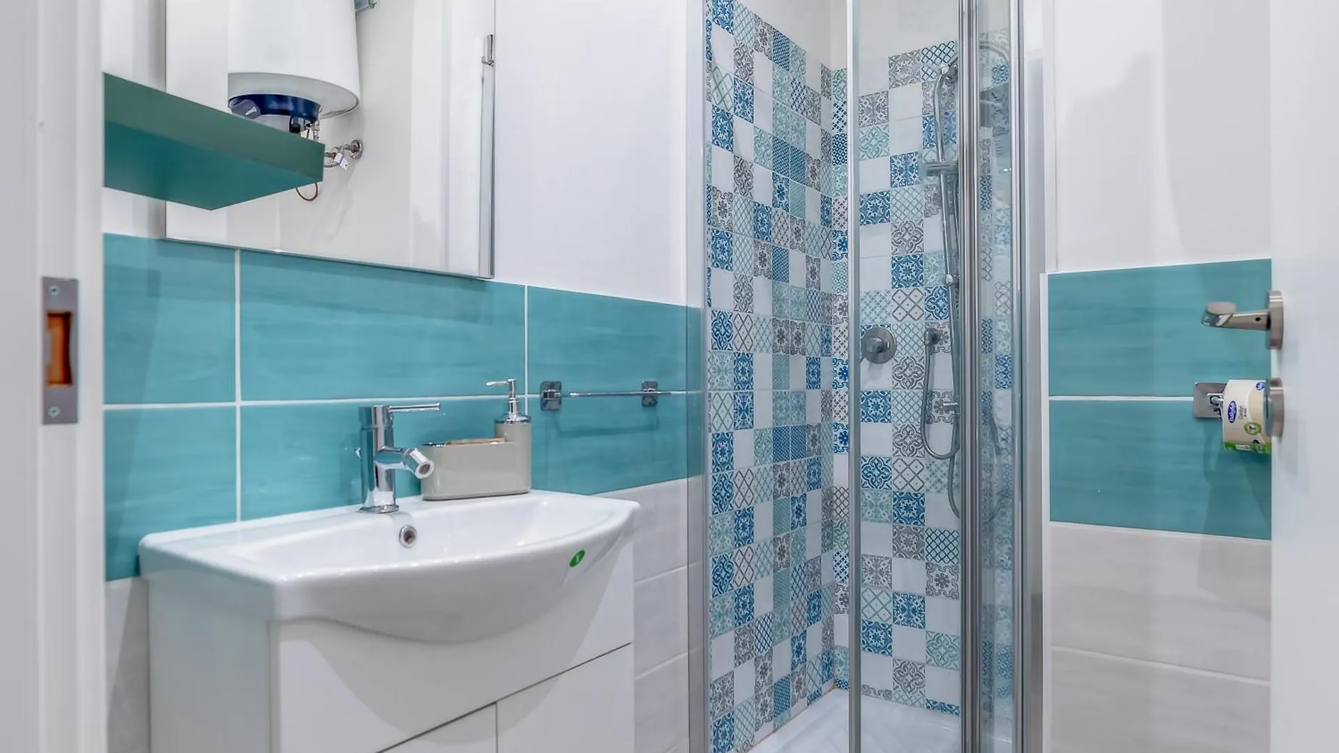 Guest house Cozy Enna Rooms - Metro Re Di Roma