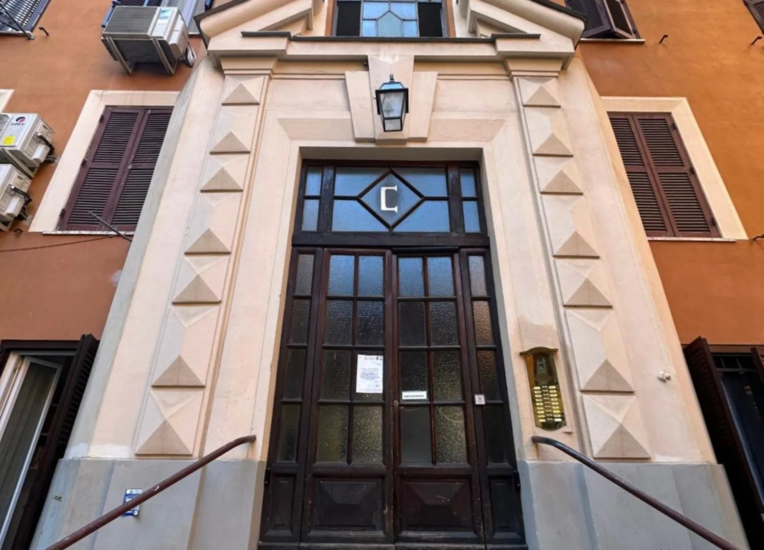 Cozy Enna Rooms - Metro Re Di Roma 0*, Rome