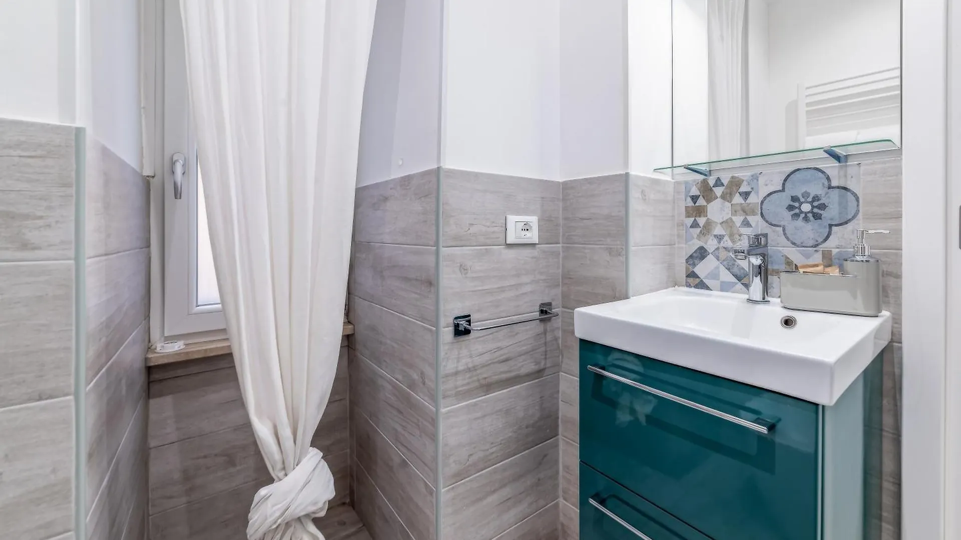 Vendégház Cozy Enna Rooms - Metro Re Di Roma Olaszország